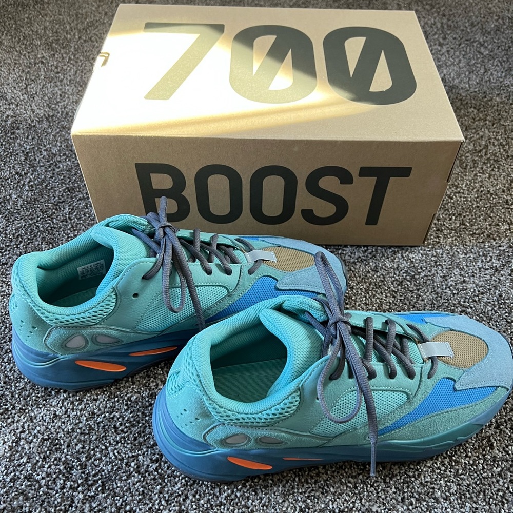 Yeezy 700 Faded Azure